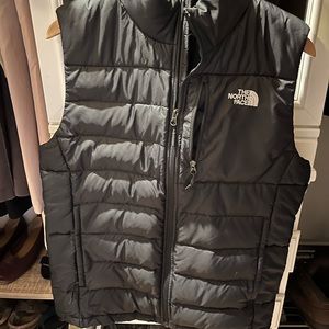 Black north face insulated zip up vest